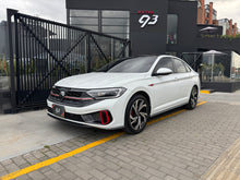 Cargar imagen en el visor de la galería, Volkswagen Jetta GLI Modelo 2023
