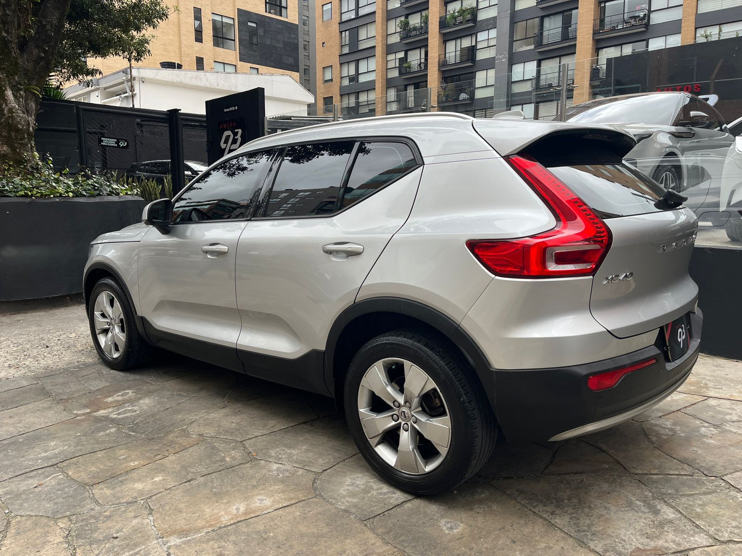 Volvo XC40 T2 Momentum Modelo 2019