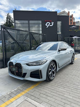 Cargar imagen en el visor de la galería, BMW M440I xDrive Gran Coupé Modelo 2023

