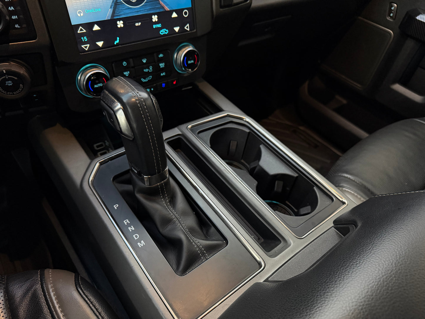 Ford F-150 Raptor Doble Cabina Modelo 2018