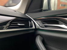 Cargar imagen en el visor de la galería, BMW 530E Modelo 2018
