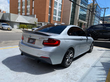 Cargar imagen en el visor de la galería, BMW M240I Coupé Modelo 2017
