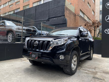 Cargar imagen en el visor de la galería, Toyota Prado TXL Modelo 2015
