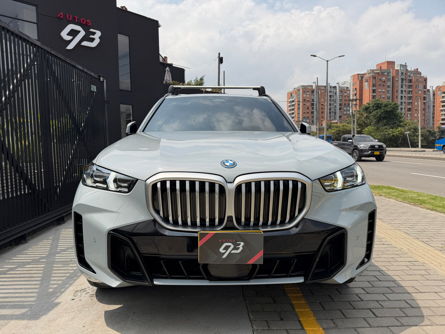 BMW X5 xDrive50e M Modelo 2024 - Autos 93