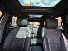 Cargar imagen en el visor de la galería, Ford Explorer Limited Modelo 2019
