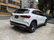 Cargar imagen en el visor de la galería, Mercedes-Benz GLA 200 Modelo 2022
