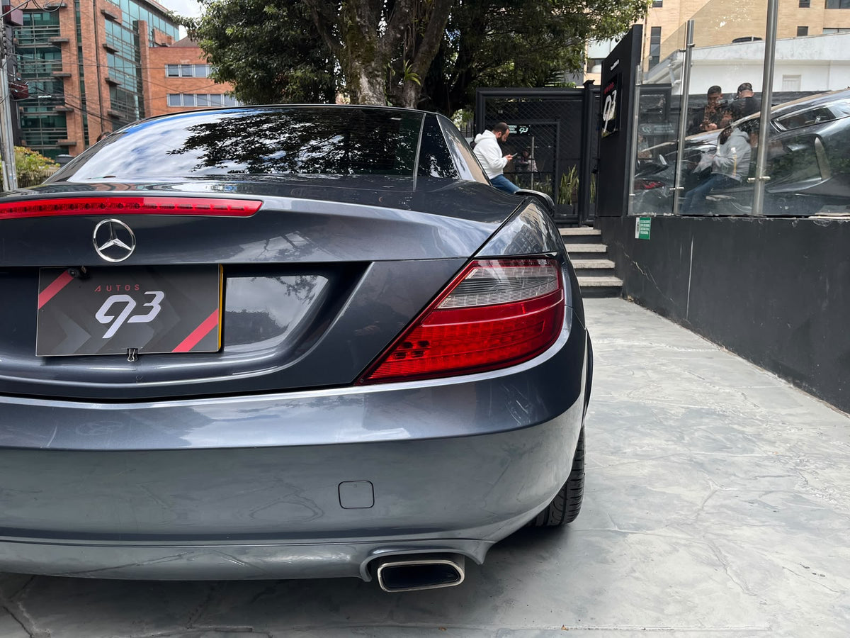 Mercedes-Benz SLK 200 Convertible Modelo 2015