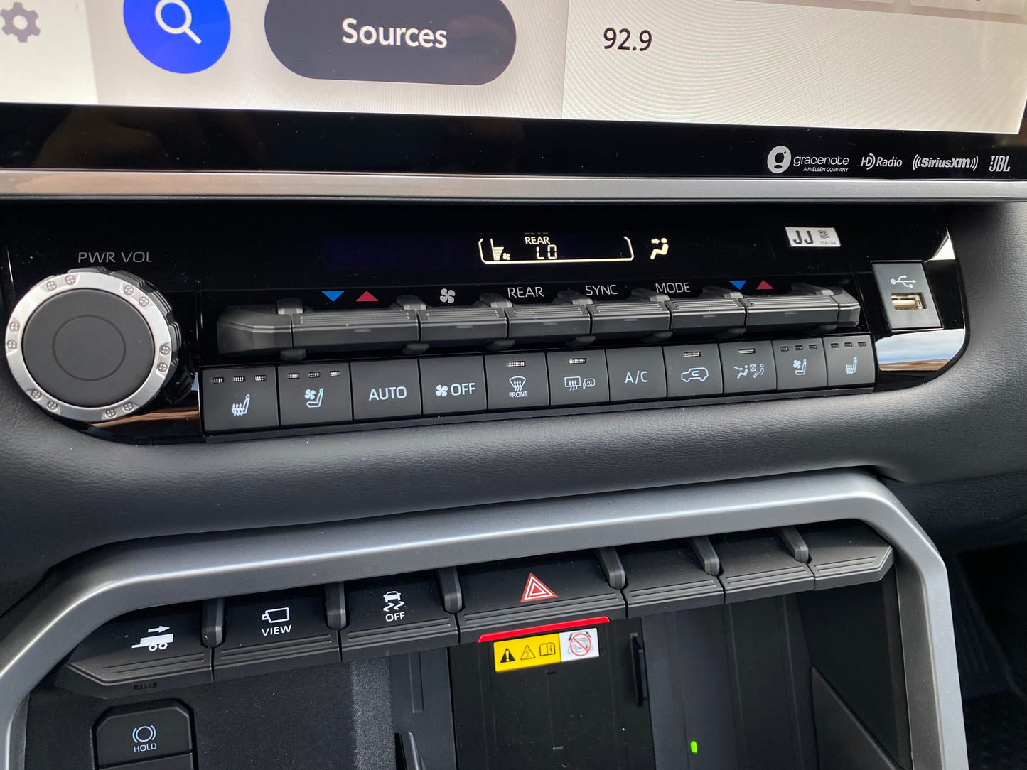 Toyota Sequoia Platinum Hibrida Modelo 2026 (IMPORTACIÓN) - Autos 93