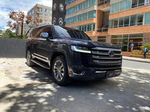 Toyota Land Cruiser 300 ZX Modelo 2023