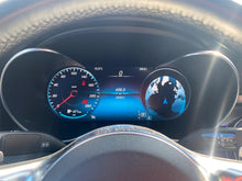 Cargar imagen en el visor de la galería, Mercedes-Benz GLC 300 Coupé 4Matic Modelo 2021
