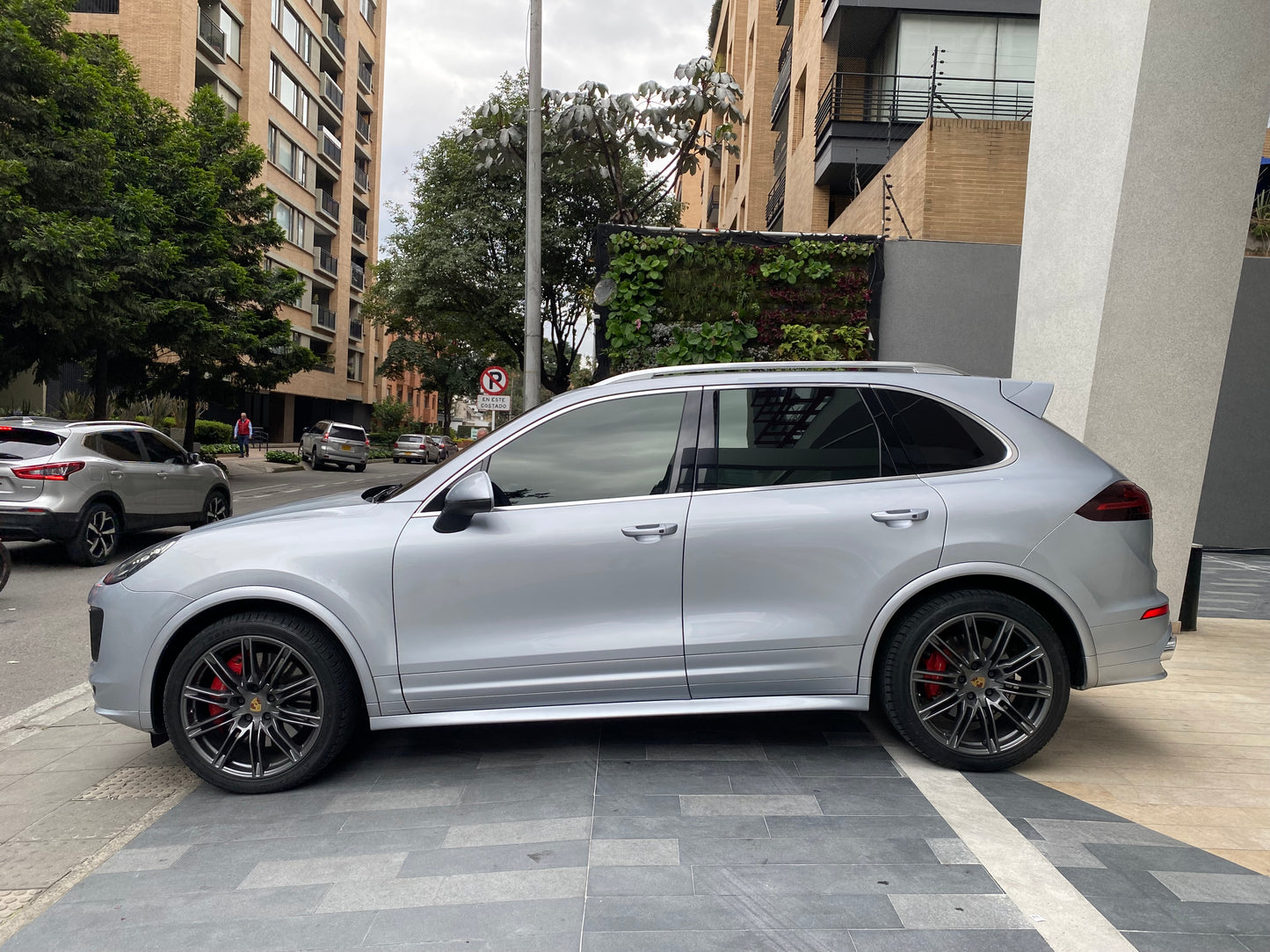 Porsche Cayenne GTS Modelo 2016 - Autos 93