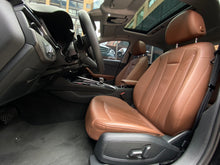 Cargar imagen en el visor de la galería, Audi A4 40 TFSI Hibrido Unique Edition Modelo 2023
