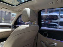Cargar imagen en el visor de la galería, Mercedes-Benz GLC 300 4MATIC Modelo 2020
