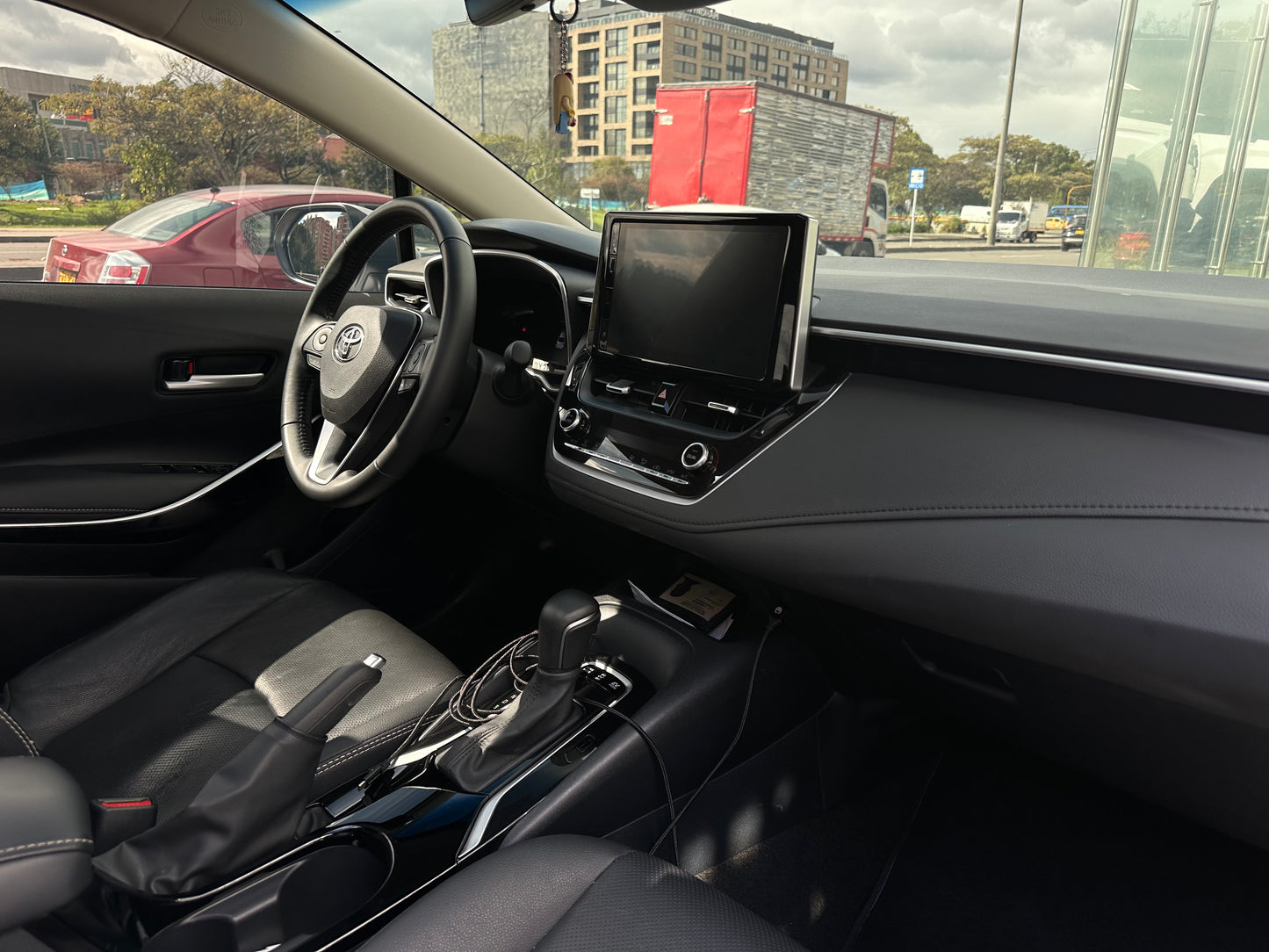 TOYOTA COROLLA HYBRID 1.8 (2023)