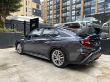 Cargar imagen en el visor de la galería, Subaru WRX Base 6MT Modelo 2022
