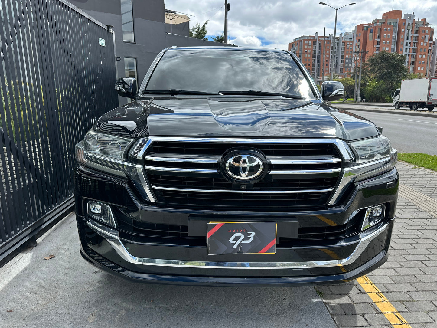 Toyota Land Cruiser 200 VX V8 Executive Lounge modelo 2017 - Autos 93