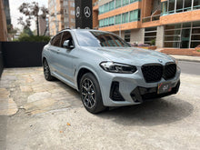 Cargar imagen en el visor de la galería, BMW X4 xDrive30i Modelo 2024
