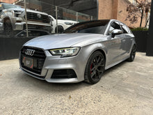 Cargar imagen en el visor de la galería, Audi S3 Sportback Modelo 2018
