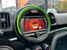 Cargar imagen en el visor de la galería, Mini Cooper S Countryman Modelo 2020
