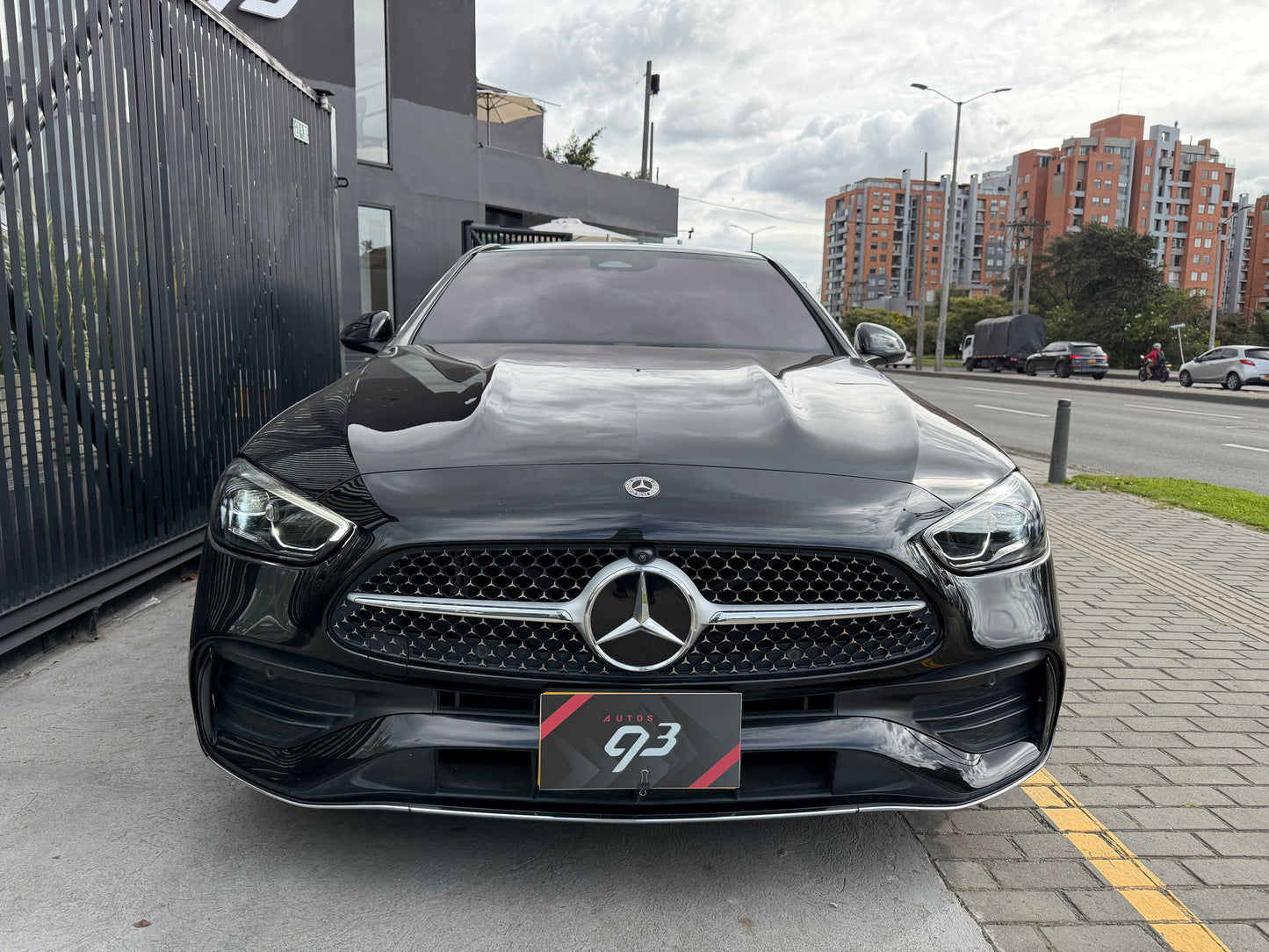 Mercedes Benz C350e PHEV Modelo 2024