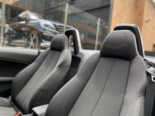 Cargar imagen en el visor de la galería, Audi TT Roadster Turbo Modelo 2017

