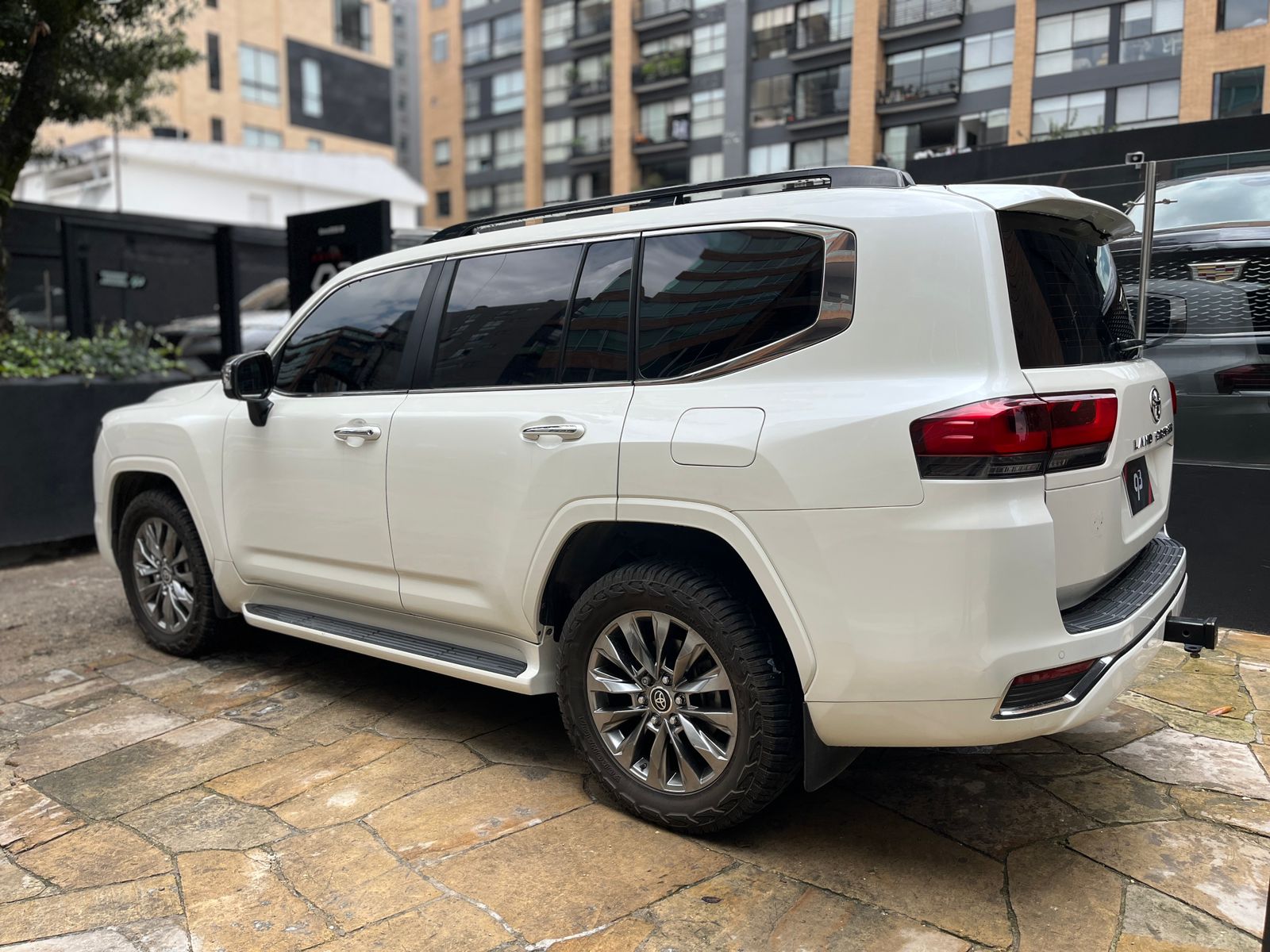 Toyota Land Cruiser 300 Modelo 2023 Blindada - Autos 93