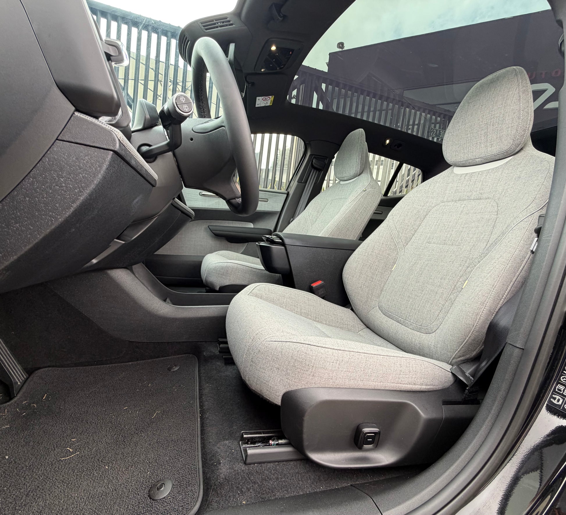 Volvo EX-30 Ultra Modelo 2024 - Autos 93