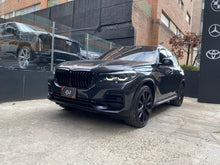 Cargar imagen en el visor de la galería, BMW X5 xDrive45E Blindada Modelo 2022

