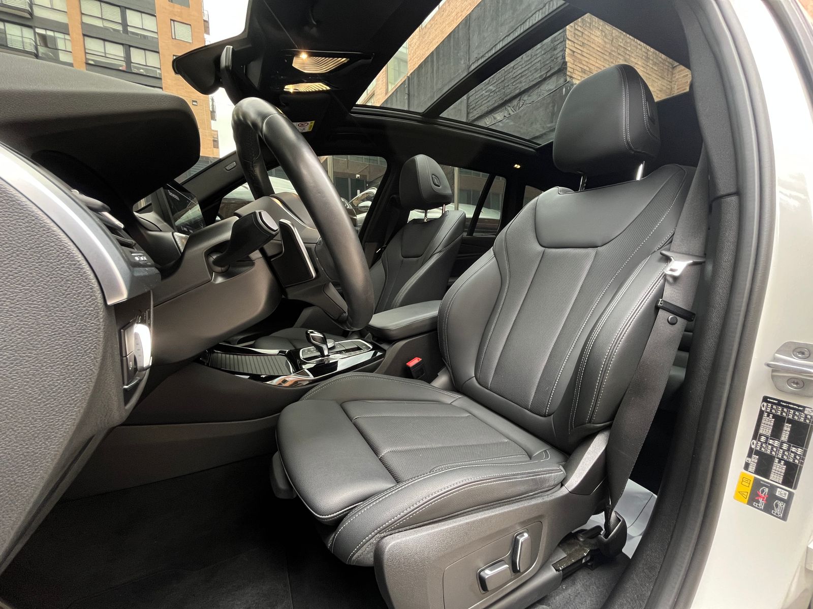 BMW X3 xDrive30e Modelo 2024 - Autos 93