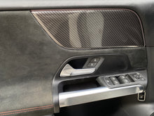 Cargar imagen en el visor de la galería, Mercedes-Benz GLB 200 Modelo 2023
