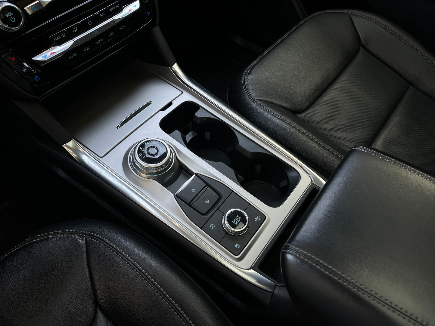 Ford Explorer Limited Modelo 2022