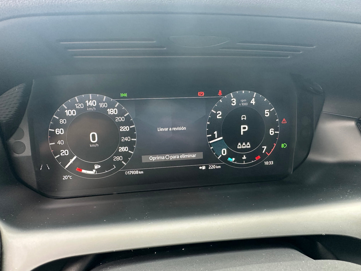 LAND ROVER DISCOVERY SPORT R-DYNAMIC HÍBRIDA (2023)