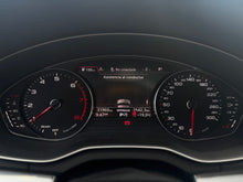 Cargar imagen en el visor de la galería, Audi Q5 45TFSI QUATTRO
