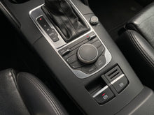 Cargar imagen en el visor de la galería, Audi A3 Sportback Modelo 2017
