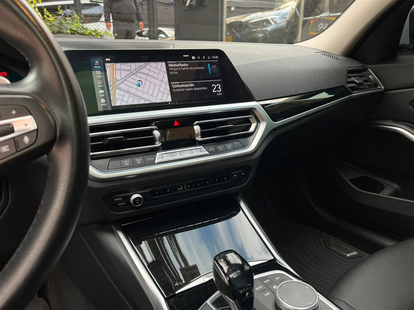 BMW 330e Modelo 2021