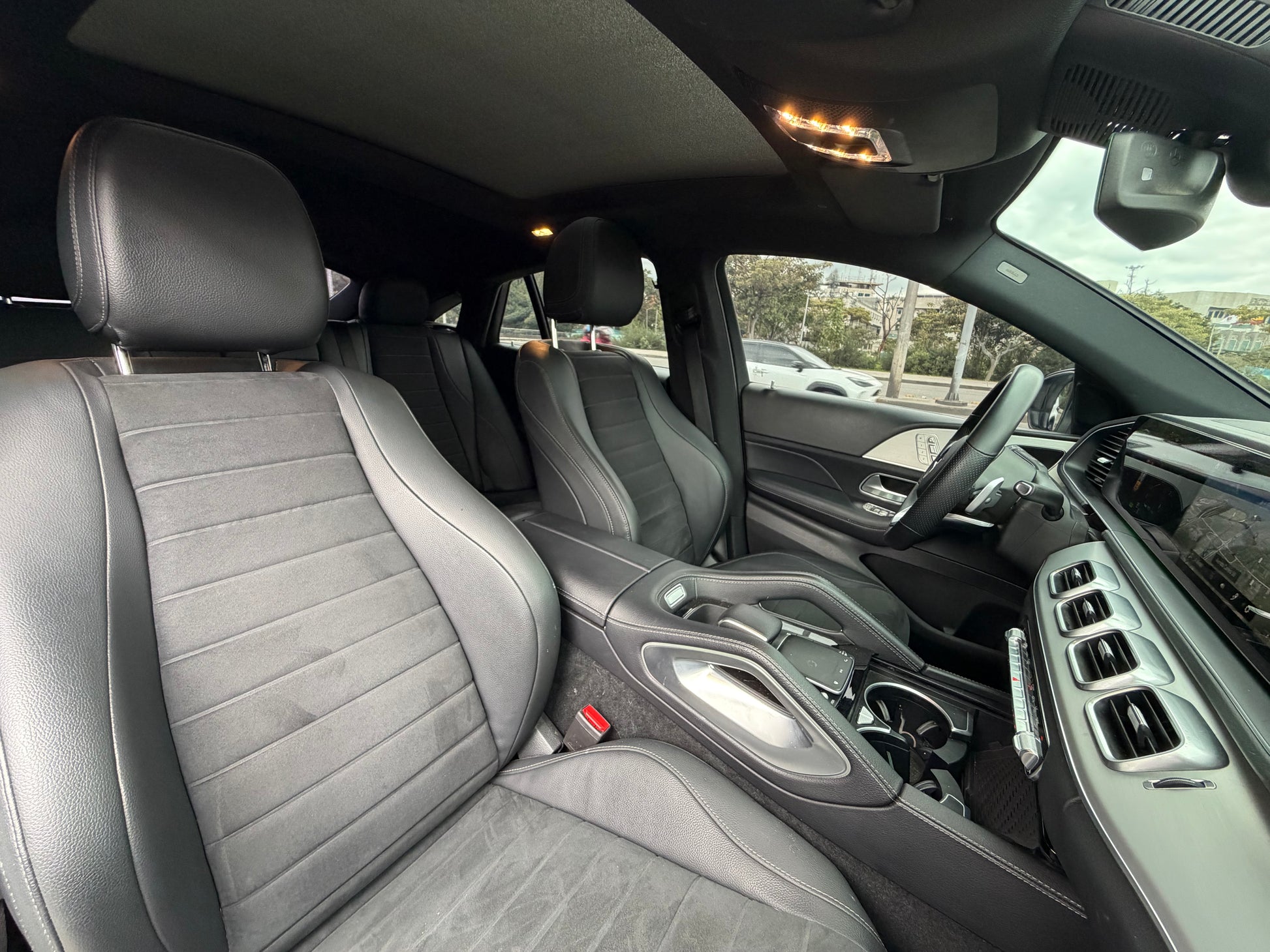 Mercedes Benz GLE 450 Coupé Modelo 2023 - Autos 93