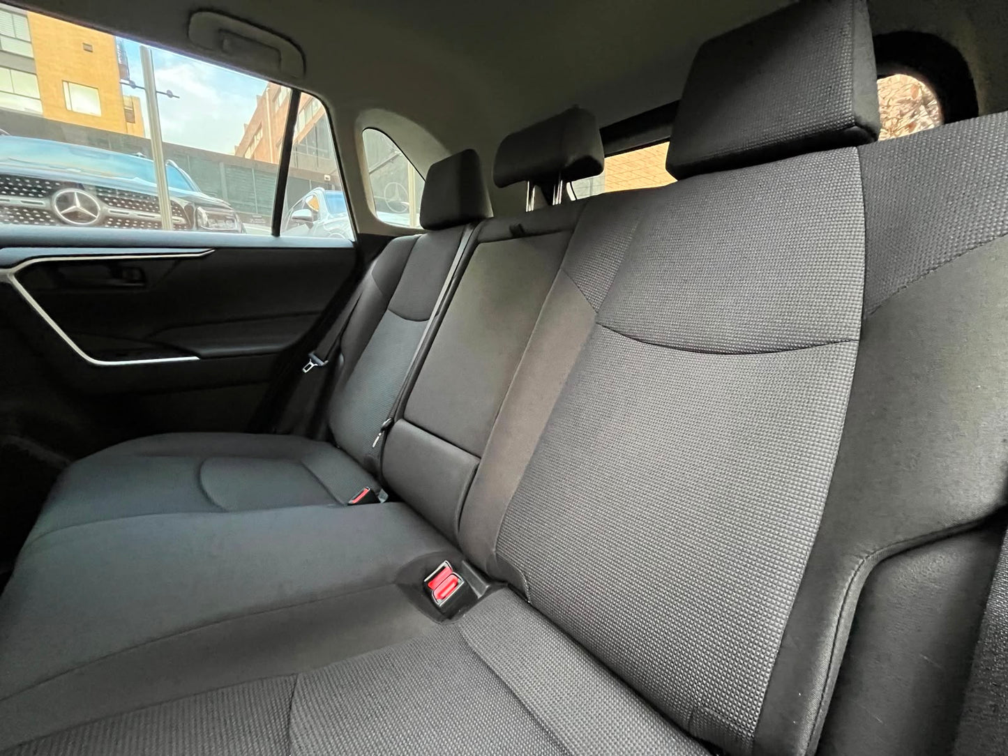 Toyota RAV4 LE Hybrid Modelo 2024