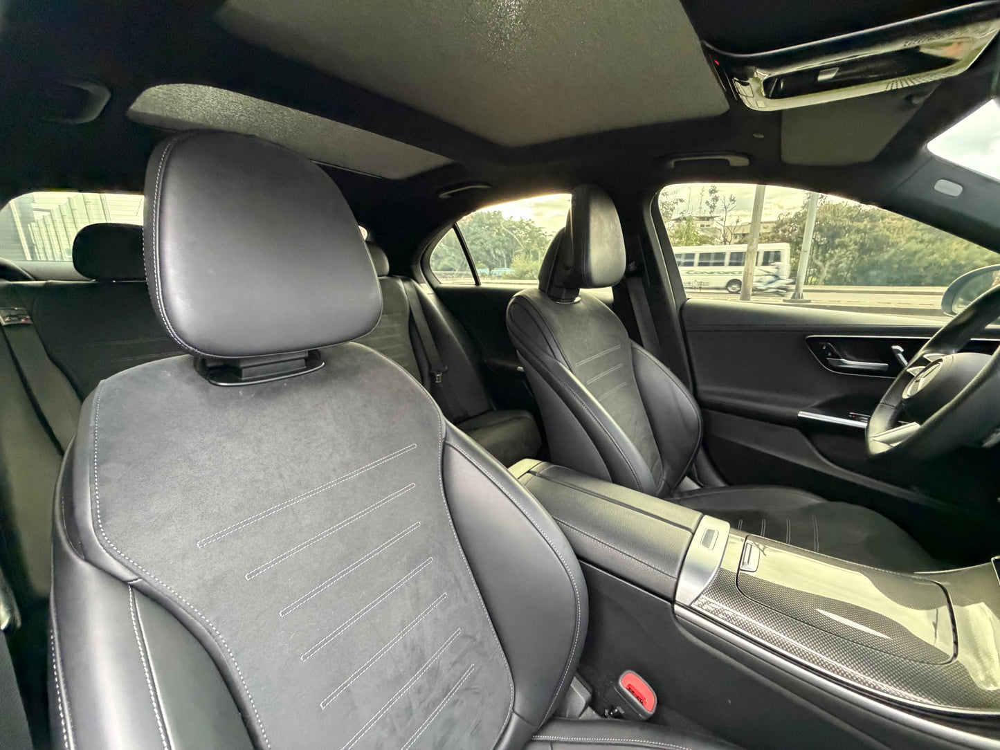 Mercedes Benz C350e PHEV Modelo 2024