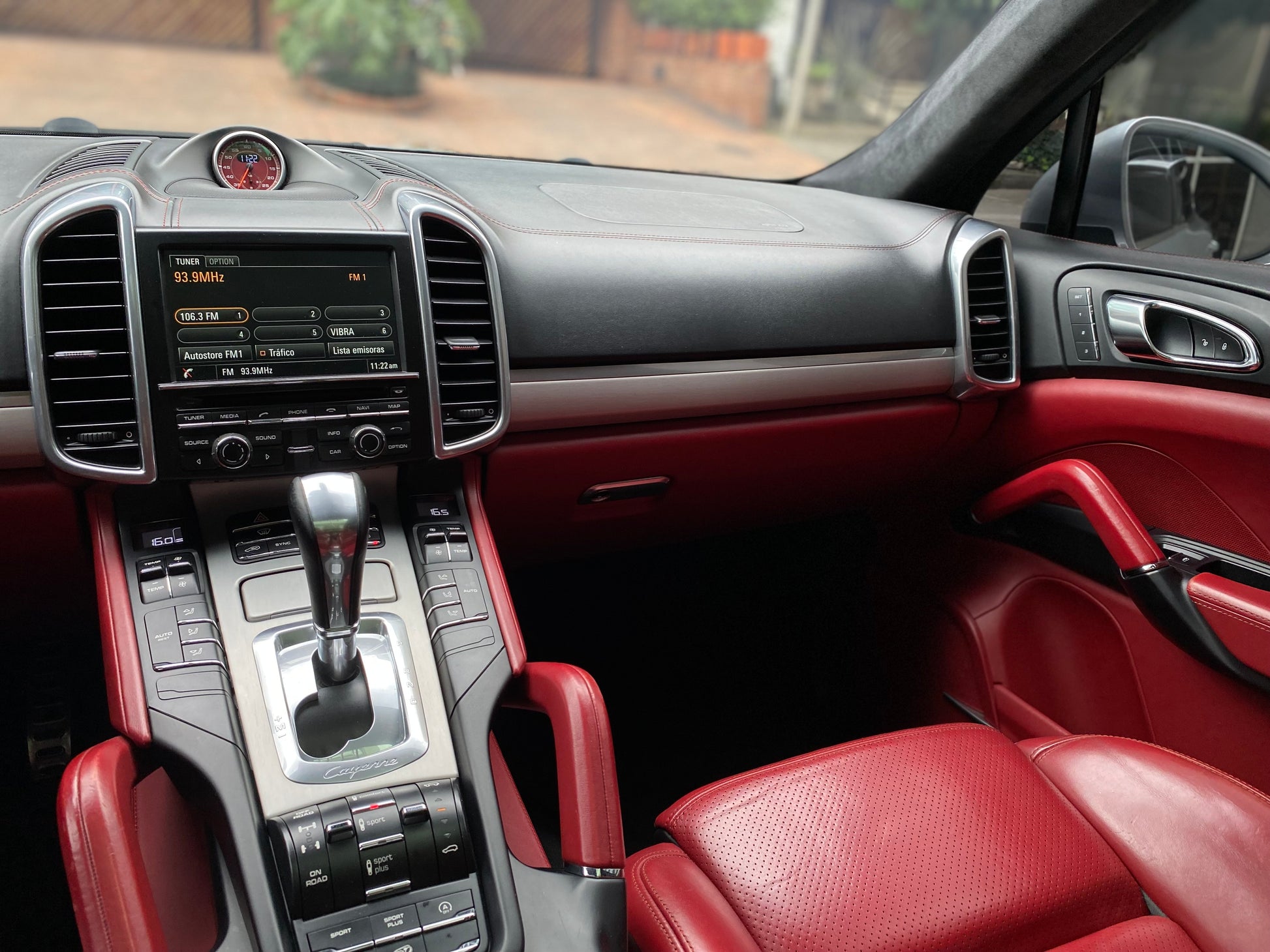 Porsche Cayenne GTS Modelo 2016 - Autos 93