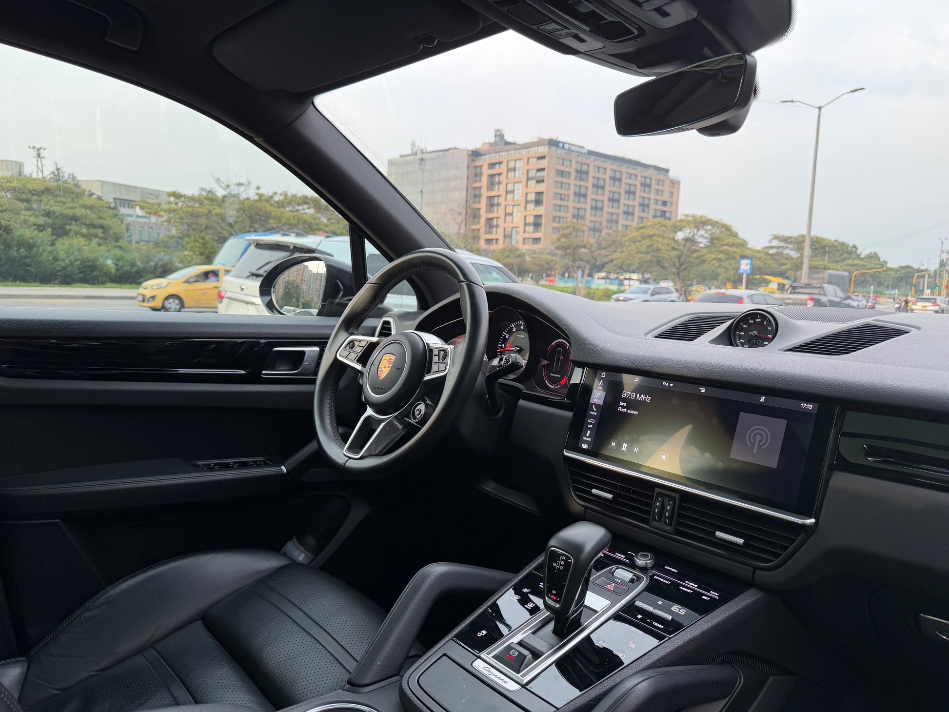 Porsche Cayenne Modelo 2019 - Autos 93