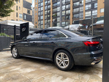 Cargar imagen en el visor de la galería, Audi A4 40 TFSI Hibrido Modelo 2023
