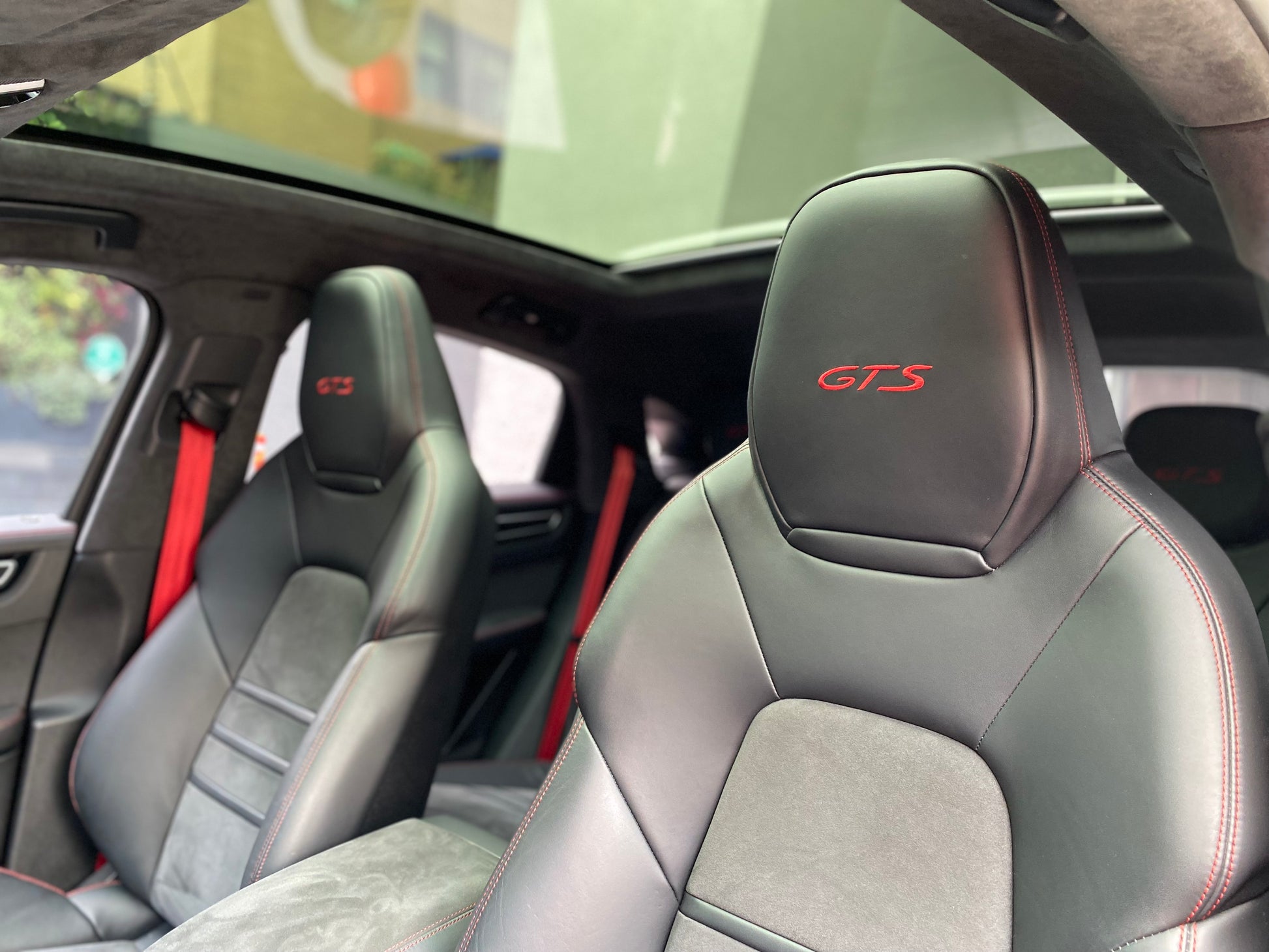 Porsche Cayenne GTS Coupé Modelo 2022 - Autos 93