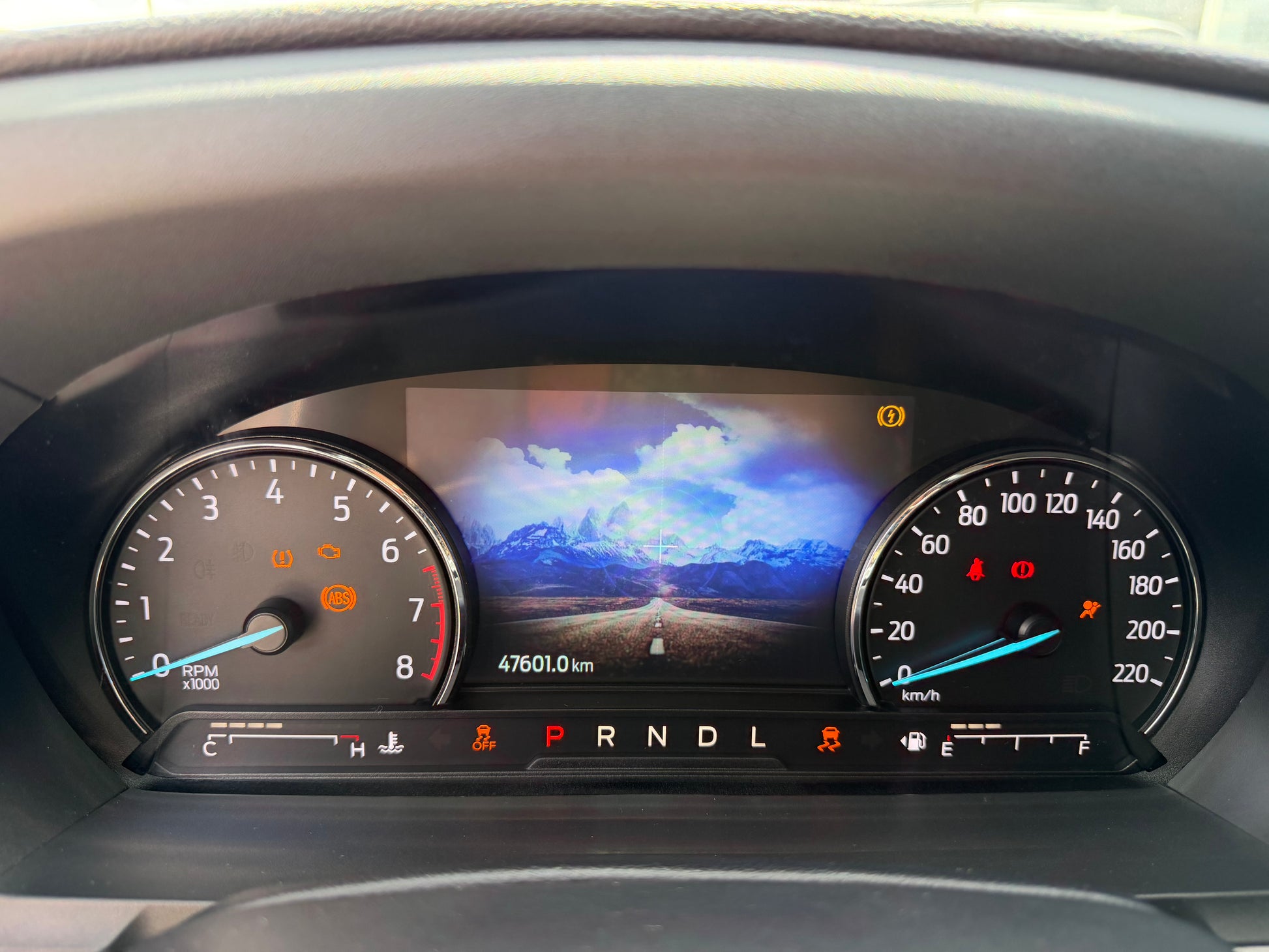 Ford Explorer XLT Modelo 2022 - Autos 93