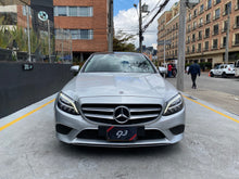 Cargar imagen en el visor de la galería, Mercedes-Benz C200 Modelo 2020
