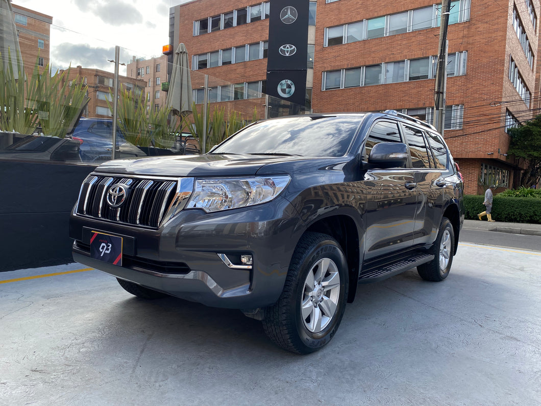 Toyota Prado TXL Modelo 2024
