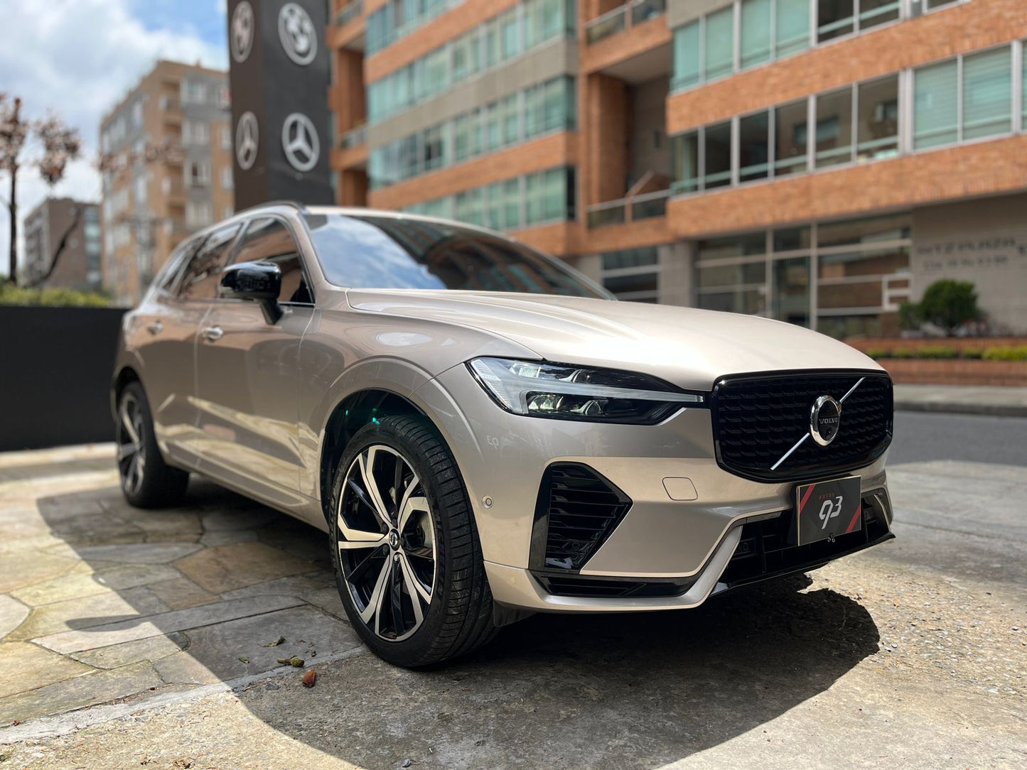 Volvo XC60 T8 Recharge Modelo 2023 - Autos 93