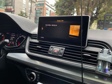 Cargar imagen en el visor de la galería, AUDI Q5 45 TFSI Modelo 2019
