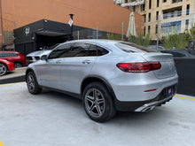 Cargar imagen en el visor de la galería, Mercedes-Benz GLC 300E Coupé Híbrido Modelo 2022
