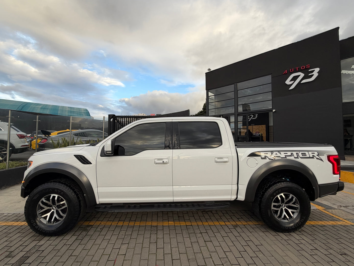 Ford F-150 Raptor Doble Cabina Modelo 2018