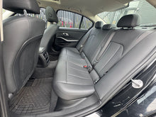 Cargar imagen en el visor de la galería, BMW 330e Modelo 2021
